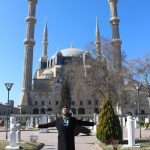 Mezar taşları ve Selimiye Cami Mezar taşları ve Selimiye Cami