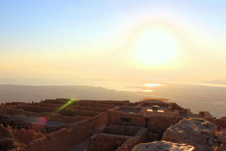 Masada dağı ve kalesi