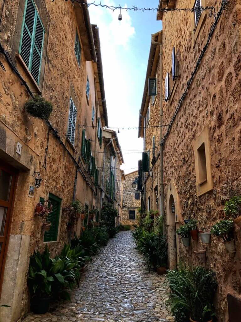 Valldemossa sokakları