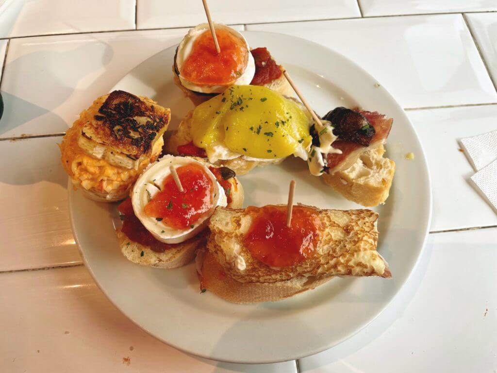 İspanya içinde ayrı bir ülke: Bilbao Gezi Notları 36 Pinchos çeşitleri