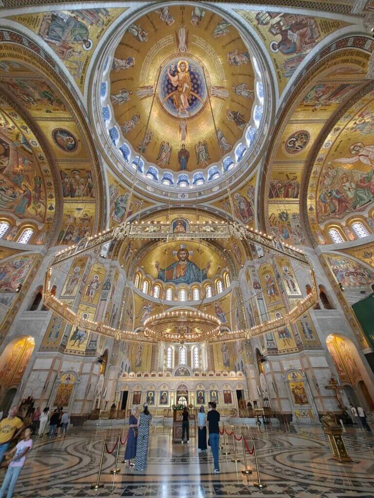 belgrade saint sava church interior